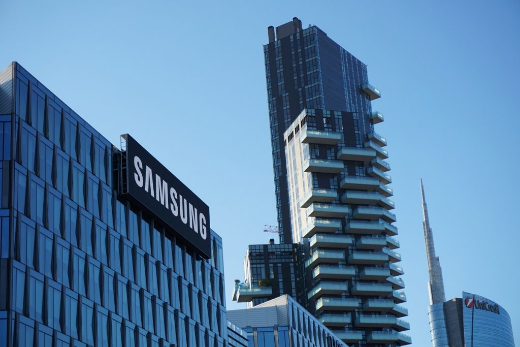 South Korean Chipmakers Hesitant to Apply for US Subsidies Due to Strict Requirements
