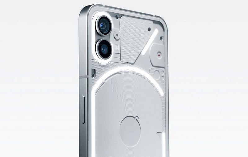 The Nothing Phone (2) Arrives in July with an Extended Battery Life