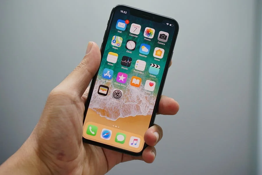 To Jailbreak or Not to Jailbreak Pros and Cons of Customizing Your iPhone or iPad
