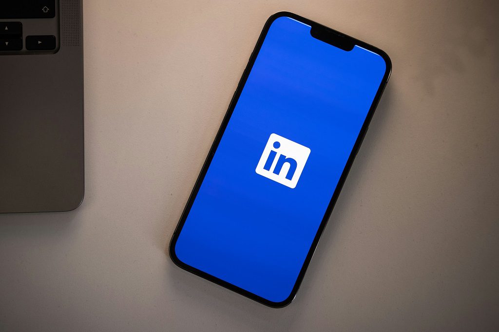 Can AI Improve Your LinkedIn Outreach Strategy?